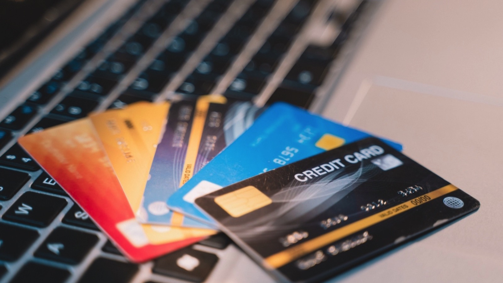 Crucial Money Mistakes Even Frugal People Make 174 Different credit cards