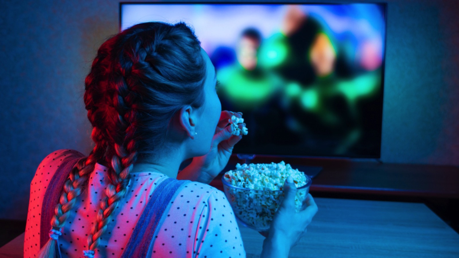 Crucial Money Mistakes Even Frugal People Make 179 Little girl watching tv